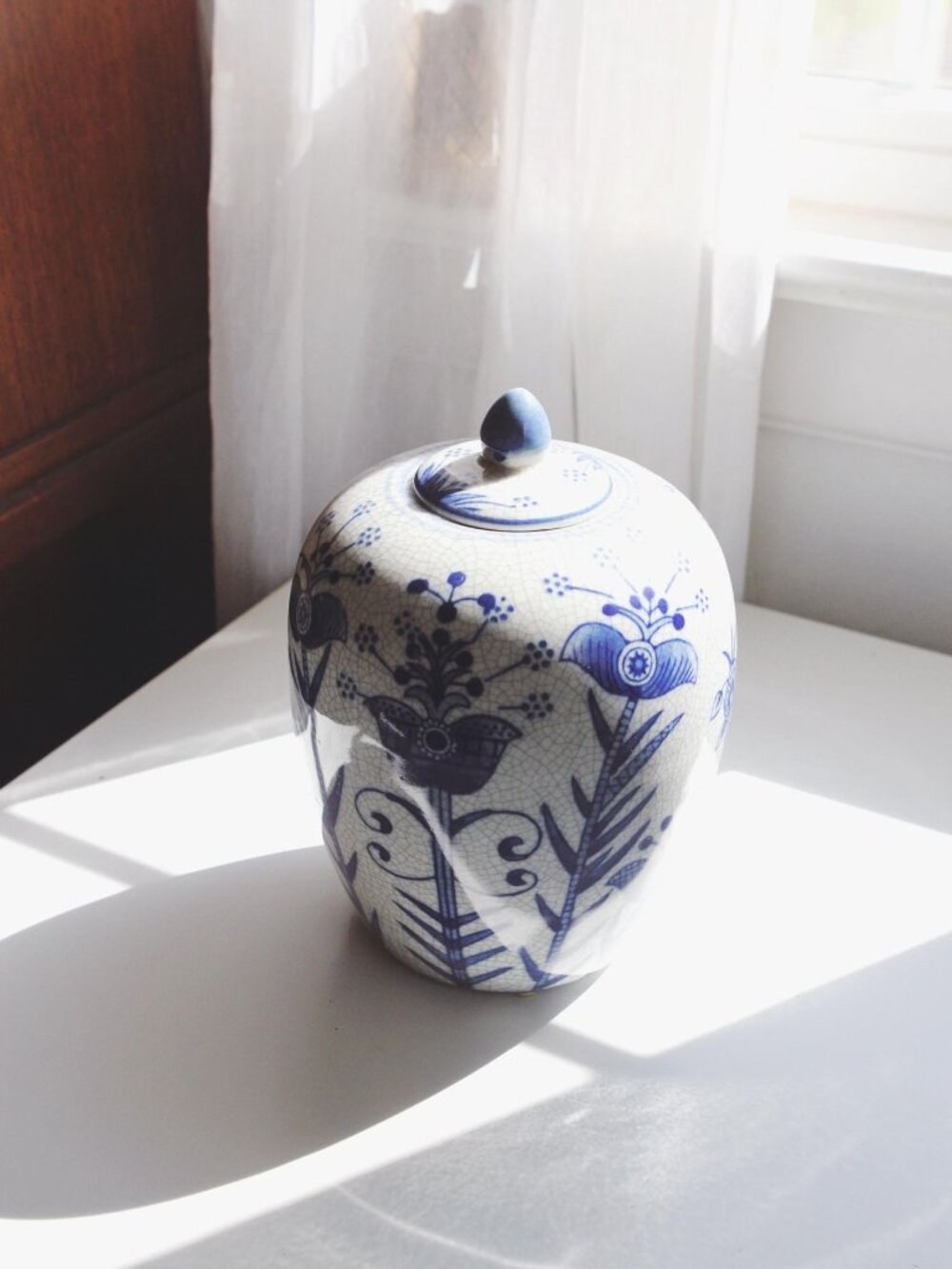 Vintage Ginger Jar, Temple Jar Chinese Chinoiserie Floral Blue White Porcelain - Picture 6 of 6